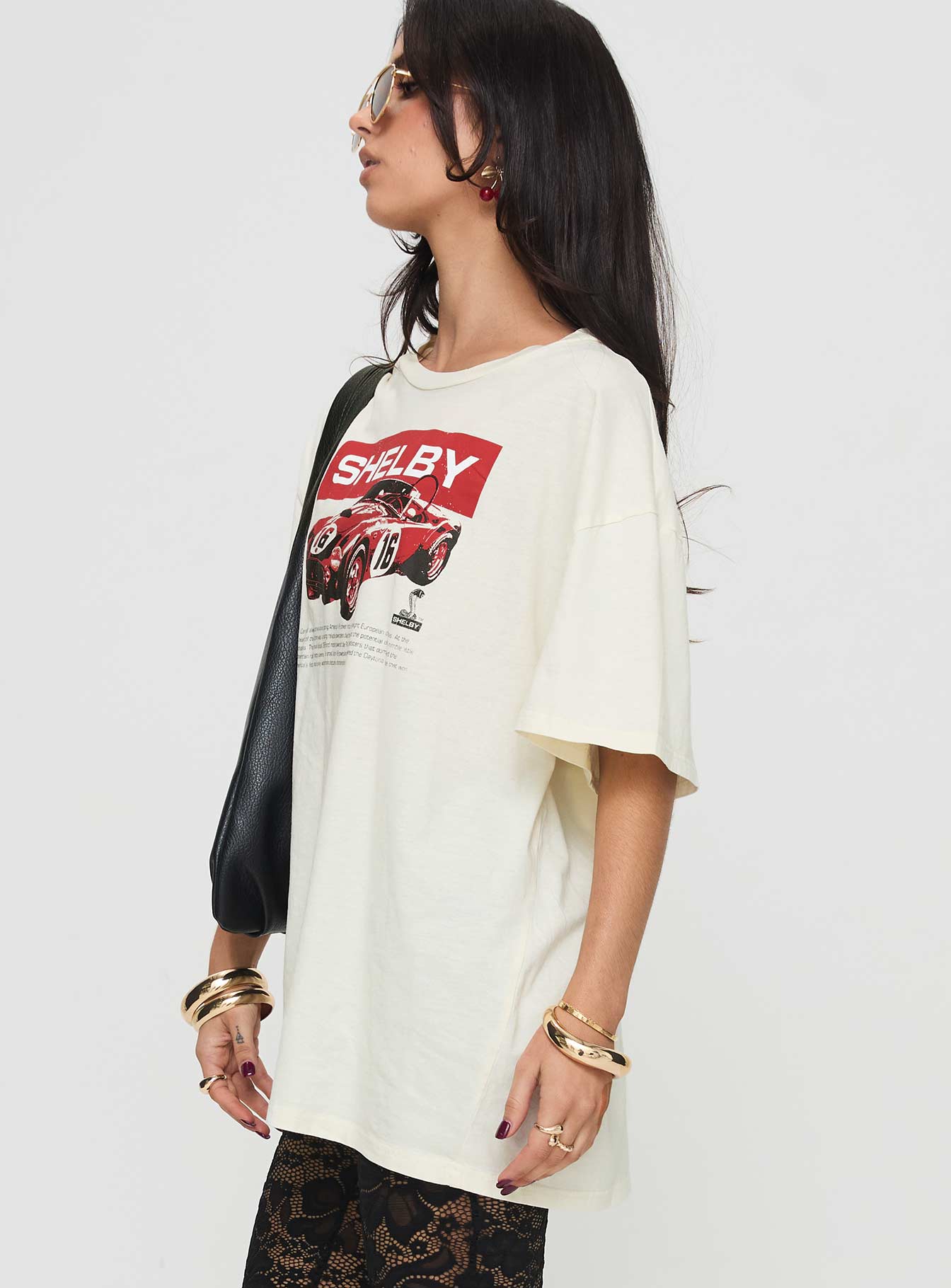 16 Shelby Tişört Beyaz