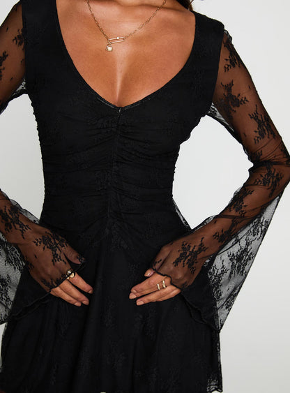 Kateryna Uzun Kollu Dantel Mini Elbise Siyah